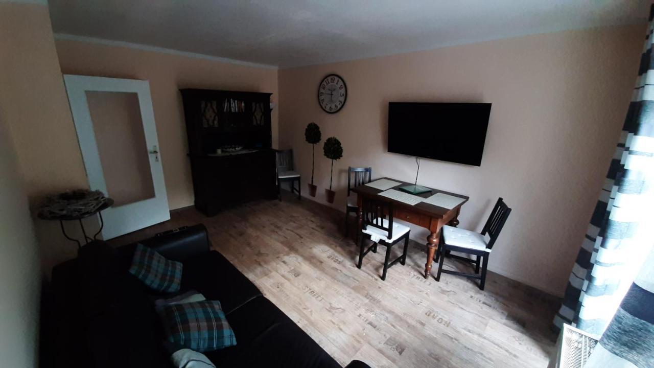 Rosstal Apartmenthaus "Zum Birnbaum" מראה חיצוני תמונה