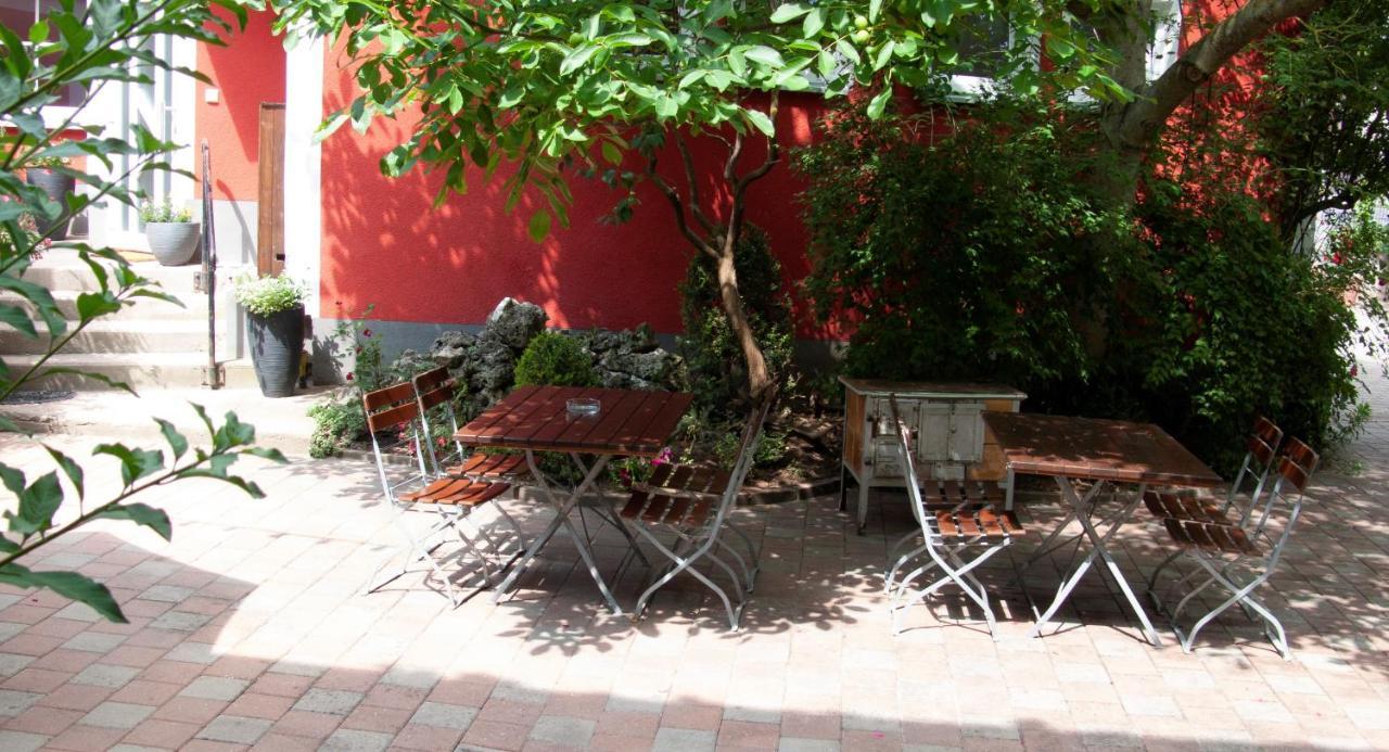 Rosstal Apartmenthaus "Zum Birnbaum" מראה חיצוני תמונה