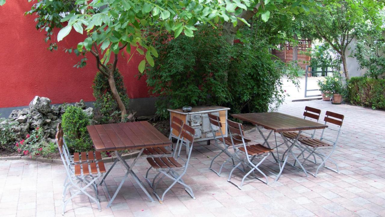 Rosstal Apartmenthaus "Zum Birnbaum" מראה חיצוני תמונה