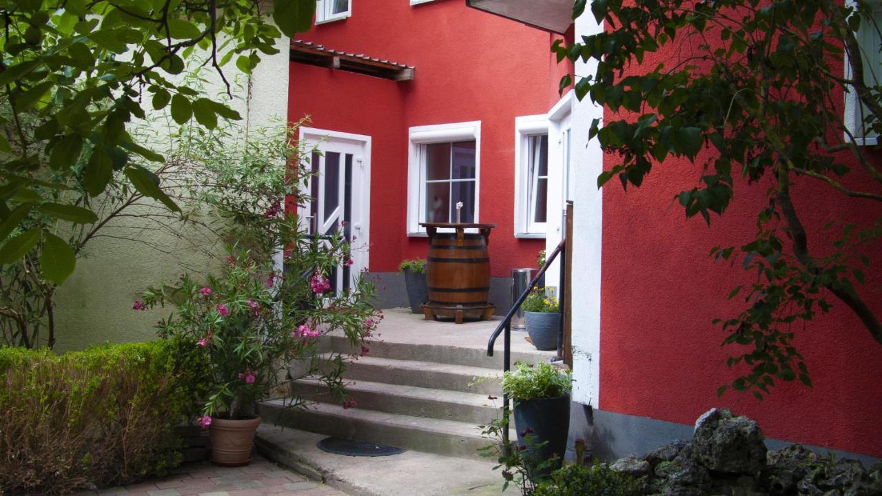 Rosstal Apartmenthaus "Zum Birnbaum" מראה חיצוני תמונה